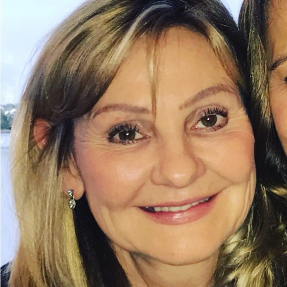 Meet your Posher, Michelle - Picture 1 of 1